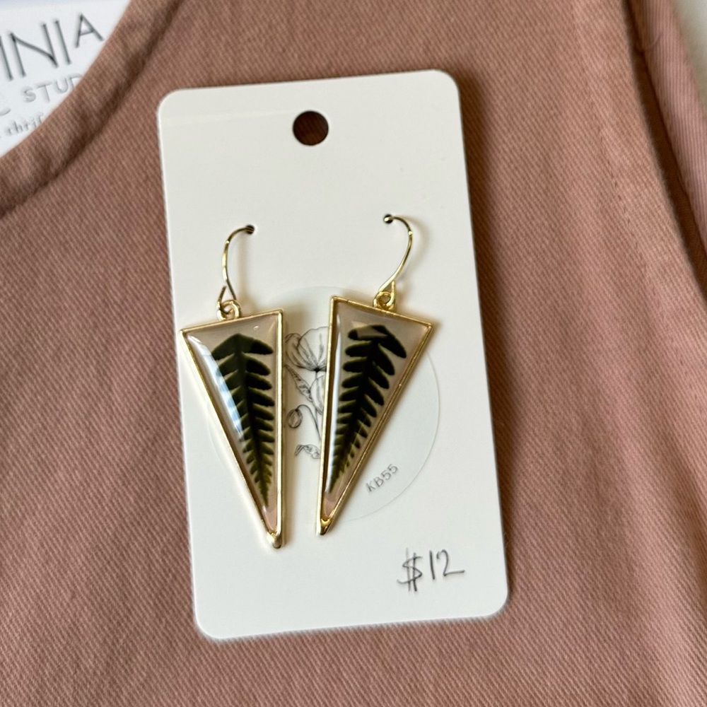 NWT • Fern Earrings